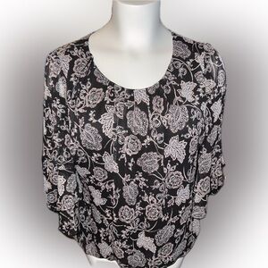 Roz & Ali floral Black and White Women's Top